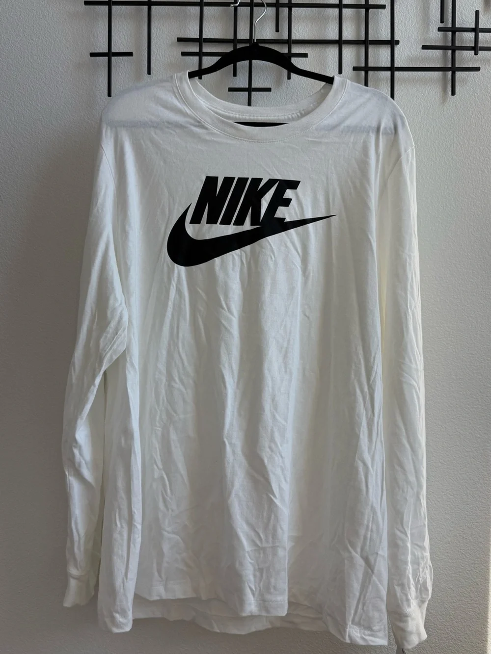 NWT Nike Men’s White Long Sleeve Logo T-Shirt Size XL
